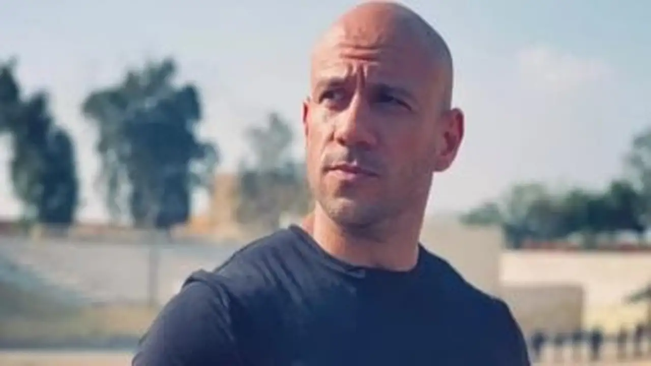 أسباب صادمة.. طليقة الفنان أحمد مكي تكشف سر انفصالهما وتورط مديرة أعماله